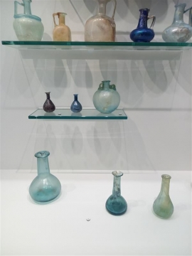 Terres brûlées, larmes sculptées
