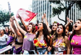 Être une femme dans le Brésil de Bolsonaro