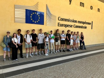 Des lyc&eacute;ens de Belfort pr&eacute;parent un voyage entre la Suisse et l'Italie !