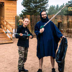 Deux de nos bénévoles au festival : Les Gueules de Bois